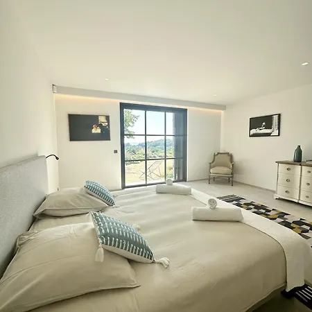 Le Mas Saint Michel Bed and breakfast Grimaud