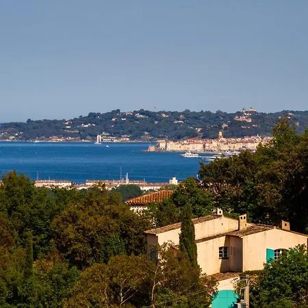 Le Mas Saint Michel Bed & Breakfast