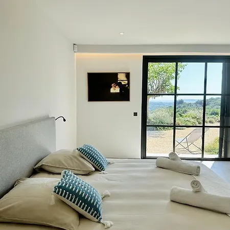 Le Mas Saint Michel Bed & Breakfast Grimaud