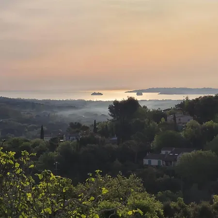 Le Mas Saint Michel * Grimaud